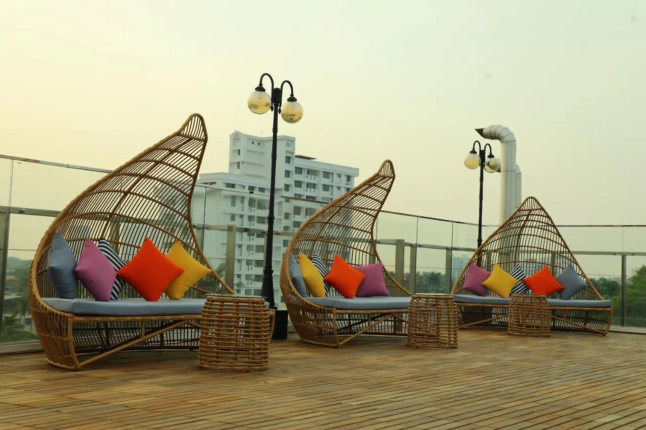 Coral Isle Hotel Kochi 4*,  India
