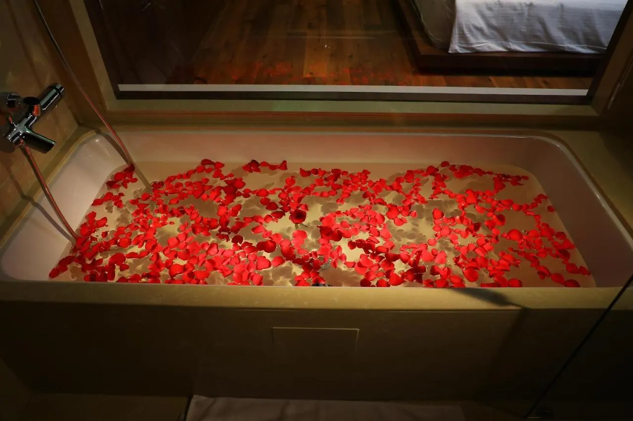 Coral Isle Hotel Kochi